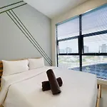 Two Bedroom At Neu Suites By The Relaxstay